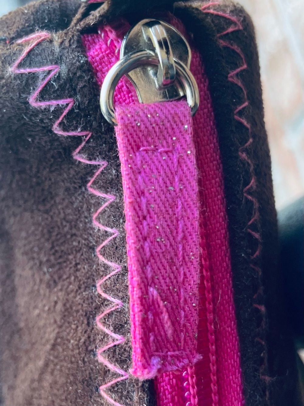 Hello Kitty Brown and Pink Suede Shoulder Bag - Picture 5 of 5